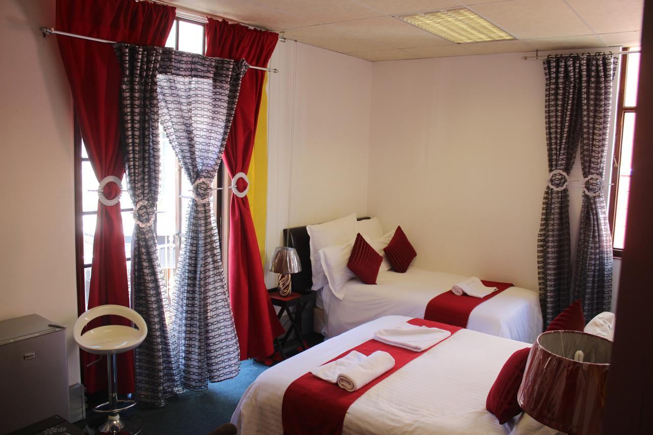 Unique Lodge Cape Town Bagian luar foto