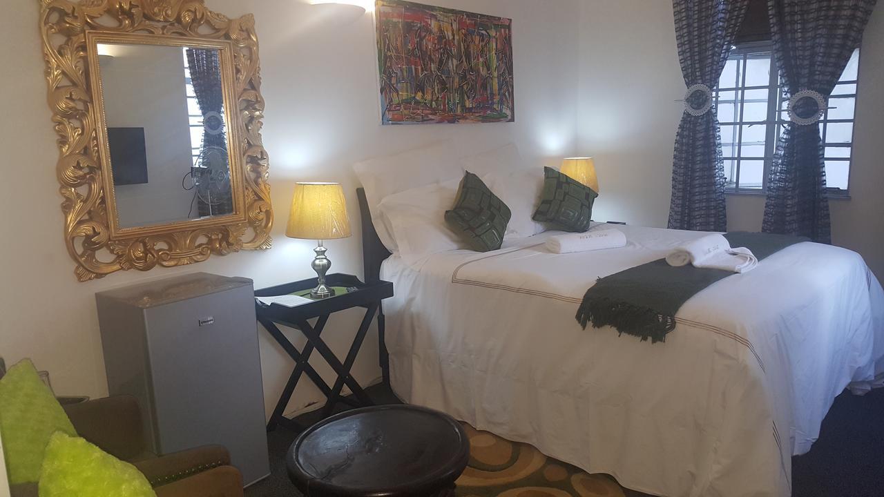 Unique Lodge Cape Town Bagian luar foto